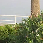 Ambra Di Mare Apartment *